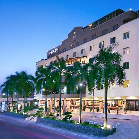 Aston Karimun City Hotel Tanjung Balai Karimun Exterior photo
